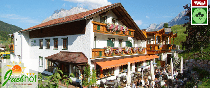 haus_hinten_logo